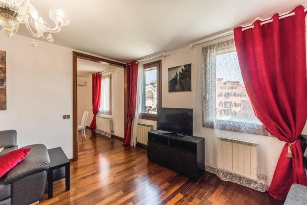 Rialto Apartment With Canal Grande View Venecia Exterior foto