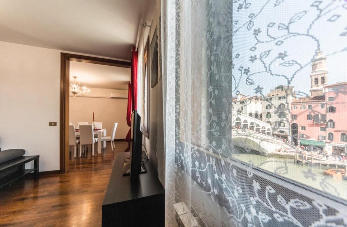 Rialto Apartment With Canal Grande View Venecia Exterior foto